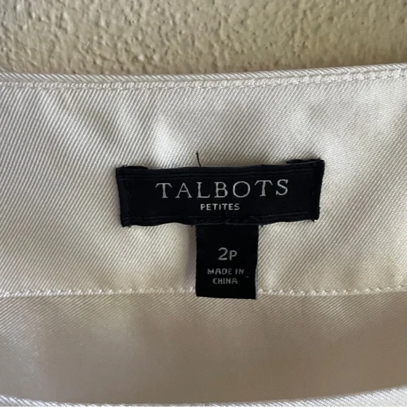 Talbot's Silk Paisley Patterned Blouse. Cap Sleeves, Side Zip. Cream, Green. 2P - Picture 8 of 11